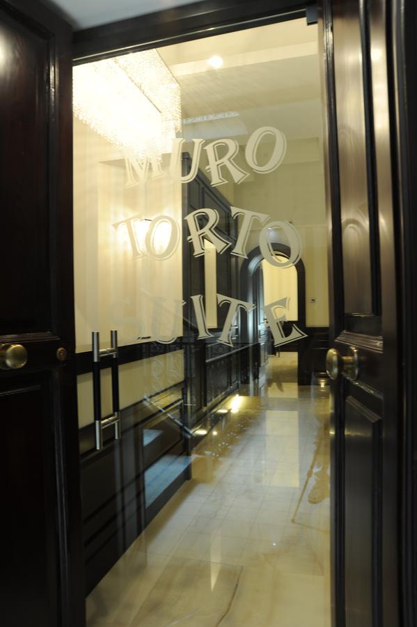Muro Torto Suite - Struttura Sanificata Giornalmente Con Ozono E Prodotti Specifici Conformi Al Decalogo Del Ministero Salute - Personale Sottoposto A Test Sierologico Periodicamente Foggia Exterior foto